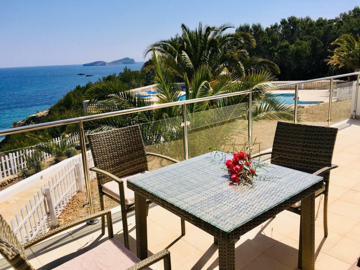 Apartamentos Aguas Blancas Santa Eulària des Riu Exterior foto