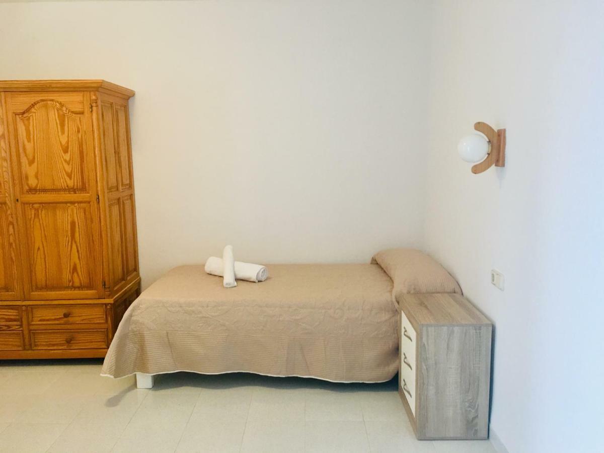 Apartamentos Aguas Blancas Santa Eulària des Riu Exterior foto