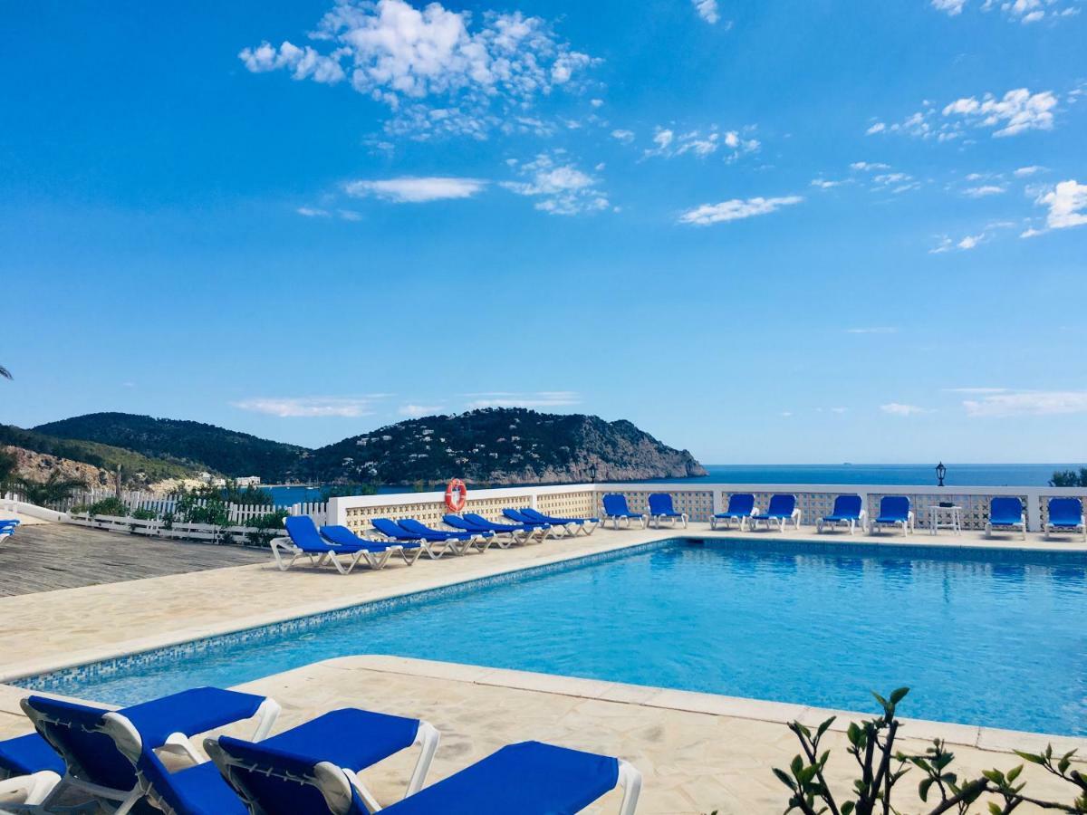Apartamentos Aguas Blancas Santa Eulària des Riu Exterior foto